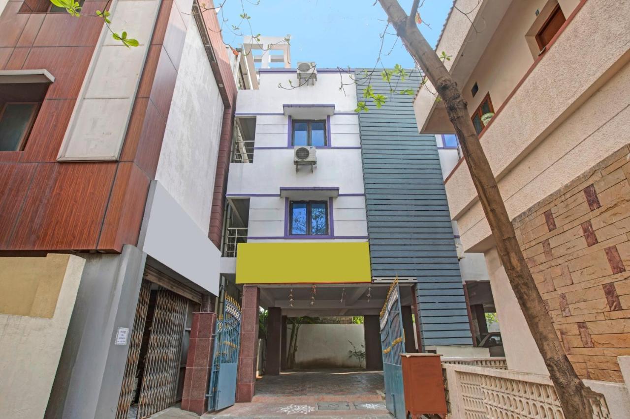 Townhouse 834 Jp Paradise Near Pvr Cinemas Skywalk Madrás Exterior foto