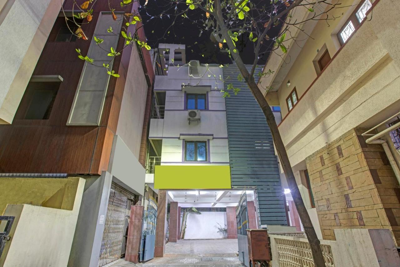 Townhouse 834 Jp Paradise Near Pvr Cinemas Skywalk Madrás Exterior foto